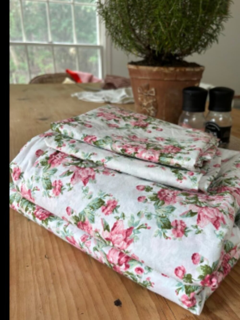 100% Percale Floral QUEEN 4PC Sheet Set